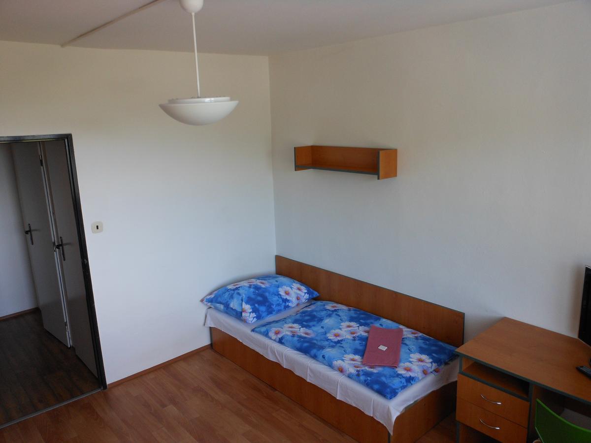 הוסטל Ústí nad Labem Koleje Ujep מראה חיצוני תמונה